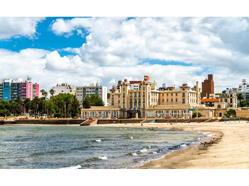 Uruguai: Montevideo, Punta del Este, Colonia del Sacramento, Piriápolis, Fortaleza de Santa Teresa e Chuí - imagem 15