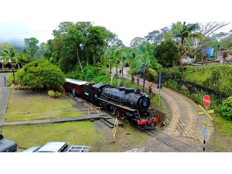 Festa das Flores de Joinville, Barco Príncipe e Trem Serra do Mar Catarinense - imagem 10